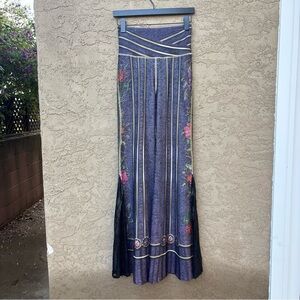 IPNG Design bohemian yoga pants with lace cutouts, women’s size small/medium